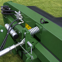 Aérateur de gazon profond monté sur tracteur de 1,6 m avec profondeur de travail de 275 mm pour greens de golf - Prix de dépôt