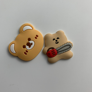 Écussons gaufrés personnalisés avec logo, badges 3D en relief, fournisseur OEM de vêtements - Product Image 5