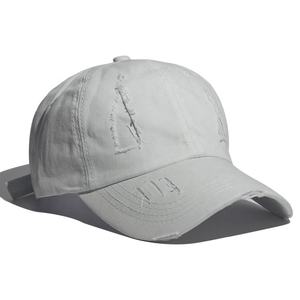 Gorra de Béisbol Unisex Ajustable de 6 Paneles, 100% Algodón, Estilo Retro Desgastado, con Logotipo Personalizado, Borde Deshilachado y Bordado 3D por TANAZAINRA - Product Image 4