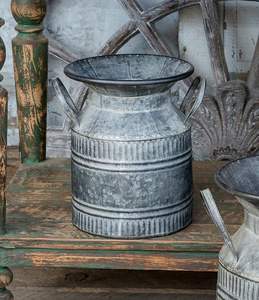 Vase à fleurs vintage en métal, centre de table, pot en acier galvanisé vieilli, seau rustique pour arrangement floral - Product Image 1