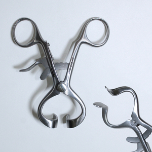 ที่อุดปาก 12 ซม. ทำจากสแตนเลสสตีล เครื่องมือผ่าตัดแบบใช้มือสำหรับการผ่าตัดทั่วไป ได้รับการรับรองมาตรฐาน CE จาก WORLD PRECISION SURGICAL - Product Image 1