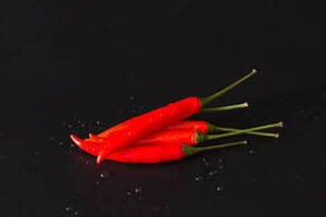 Chile Rojo Seco Entero 100% Puro y Natural de FitTree International para Mercados Internacionales - Product Image 3