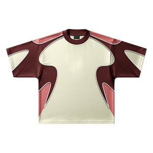 Camiseta de Fútbol Unisex de Diseño Personalizado, Estilo Qatar, Color Granate Noble, Diseño Cultural Árabe Tradicional, Poliéster/Algodón - Product Image 2