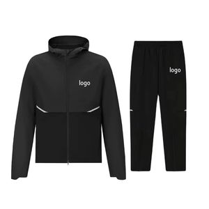 Chándal Unisex Negro Cortavientos con Capucha y Cremallera Frontal, Estampado Deportivo, Corte Regular, 100% Nailon, Ropa de Verano de Secado Rápido - Product Image 1