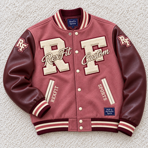 Chaqueta Bomber Deportiva RexFit con Apliques de Letras en Chenilla, Logotipo en Letras, Mangas en Contraste y Etiqueta Personalizada en el Cuello, Venta al Por Mayor - Product Image 1