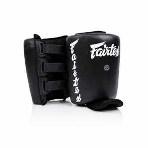 อุปกรณ์ป้องกันหน้าแข้งหนังแท้คุณภาพพรีเมียมสั่งทำพิเศษสำหรับนักต่อสู้มืออาชีพ คิกบ็อกซิ่ง MMA ศิลปะการต่อสู้ - Product Image 1