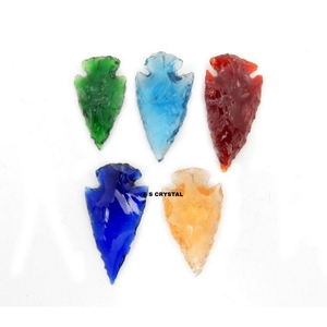 Vente en gros de cristaux écologiques sculptés à la main, de qualité supérieure, en agate rouge, en forme de pointe de flèche, sur le thème du patriotisme, portables - Product Image 1