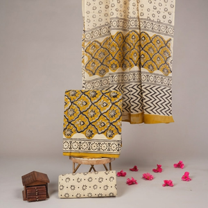 Conjunto de Pijama Kurti Sarong de Algodón con Estampado Floral Blanco y Amarillo |   Ropa de Playa para Mujer de Alta Calidad con Estampado Artesanal |   Ropa Casual Étnica para Estar en Casa - Product Image 3