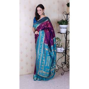 Sari Tradicional de Seda Suave Morada con Bordado Zari y Arte Warli para Mujer - Product Image 2