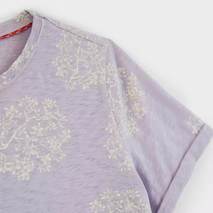 เสื้อยืดครอปสไตล์วินเทจสุดฮิตสำหรับผู้หญิง พิมพ์ลายโลโก้ สตรีทคูล ลุควินเทจแบบซักฟอก - Product Image 6