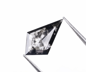 Diamantes Sueltos de Laboratorio con Corte Geométrico en Forma de Cometa, Tipo Sal y Pimienta, de 1.50 Ct, Tamaño Personalizado, a Precio Mayorista - Product Image 3
