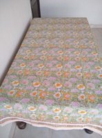 Nappe de table Balajee en coton 100% faite à la main, imprimée au bloc indien, jetable, imperméable et résistante à l'huile, motif floral, pour Noël