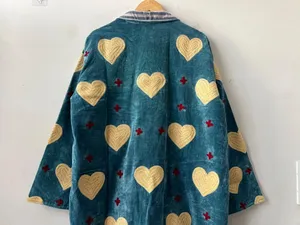 Chaqueta Larga de Terciopelo Azul para Mujer, Bordada con Patrón de Corazones, Manga Larga, Cuello Alto, Estilo Bohemio, Ropa de Abrigo de Invierno - Product Image 4