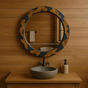 Espejo de pared de resina duradera más vendido, perfecto para tocador de baño o estación de maquillaje, disponible a precio de exportación - Product Image 1