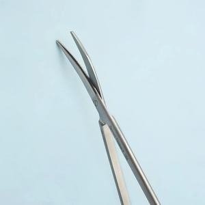 กรรไกรผ่าตัดแบบโค้ง Reynolds Dissecting Tenotomy ขนาด 7 นิ้ว ผลิตจากเหล็กเกรดเยอรมัน สำหรับการผ่าตัดทั่วไป ใช้ในโรงพยาบาลและคลินิก - Product Image 4