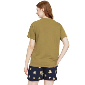 Ensemble deux pièces d'été pour femme : T-shirt et short en maille polyester/coton respirant, léger, imprimé et brodé, personnalisable de haute qualité - Product Image 3