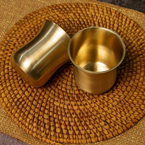 ถ้วยทองเหลืองโบราณขายดีที่สุด เหมาะสำหรับตกแต่งโต๊ะสไตล์ชนบทและพิธีกรรมทางศาสนาแบบดั้งเดิม - Product Image 4