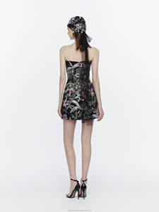 Vestido WILD AURA _ vestido de lujo de alta costura de la marca local de Vietnam - Product Image 2