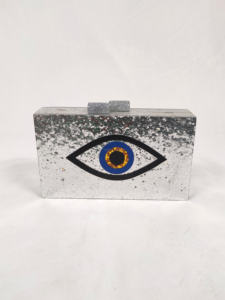 Dernière collection de pochettes géométriques en résine de qualité supérieure |   Design élégant et artisanal disponible en gros |   Parfait pour les cadeaux de mariage - Product Image 4