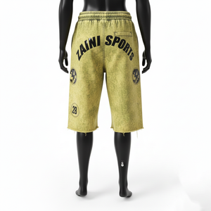 Pantalones Cortos Deportivos de Felpa de Algodón Premium de 320 GSM, Lavado Ácido, Color Verde Oliva, con Parche de Chenilla y Logotipo Personalizado - Product Image 2