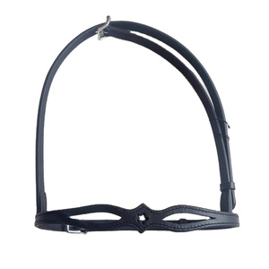 Muserolle en cuir verni véritable léger de qualité supérieure pour l'équitation Produits de chevaux islandais noirs avec muserolle en cuir noir - Product Image 1