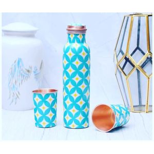 Juego de Botella de Agua de Cobre Puro Hecha a Mano con 2 Vasos |   Beneficios para la Salud Ayurvédicos |   Botella Deportiva de Cobre a Prueba de Fugas para Yoga - Product Image 1