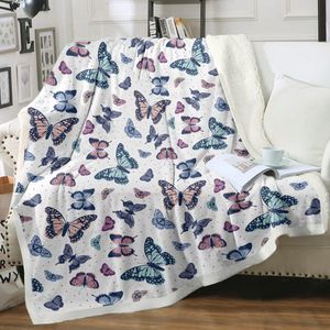 Manta de Sherpa con Diseño de Mariposas Moradas, Suave y Ligera, Inspirada en el Jardín, Regalo para Mujeres, Niños y Niñas - Product Image 1