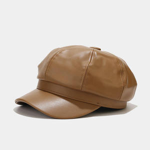 Casquette de baseball unisexe réglable en cuir d'agneau véritable pour homme, idéale pour les sports d'extérieur en automne et en hiver, par Maximize Wear - Product Image 1