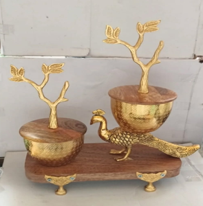 Metcraft Hermosa Figura de Latón Bailarina, Ídolo Vastu con Diseño Móvil, Elegancia Artística Contemporánea que Aporta Energía Positiva - Product Image 2