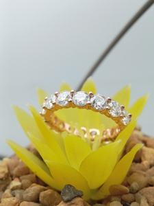 Bague de fiançailles en moissanite certifiée de qualité supérieure, style vintage, élégante, en or, bijoux pour femmes, disponible à la vente - Product Image 2