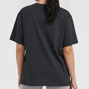 เสื้อยืดผู้หญิง OEM หนัก 300gsm ผ้าฝ้าย 100% พิมพ์ลายสกรีนพัฟฟ์ตามสั่ง ทรงปกติ ใส่สบาย ระบายอากาศได้ดี เป็นมิตรกับสิ่งแวดล้อม เหมาะสำหรับฤดูร้อน - Product Image 3