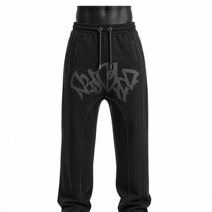 Pantalon de jogging noir graffiti pour homme, streetwear personnalisé, coupe ample oversize, cordon de serrage à la taille, 100% coton, écologique - Product Image 1