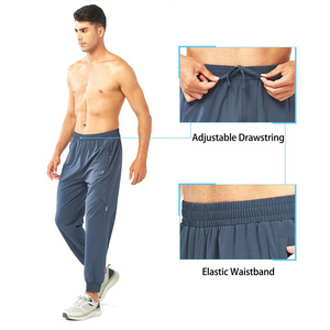 Pantalon de survêtement mi-taille léger pour homme, idéal pour l'entraînement sportif, fabrication OEM, exportation Pakistan - Product Image 3