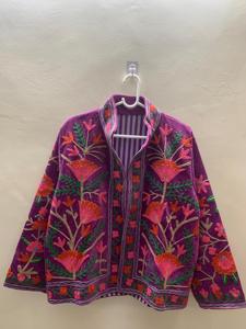 Veste en velours bohème pour l'hiver, broderie Suzani, veste en velours bohème de haute qualité, nouvelle collection, faite à la main, motif floral - Product Image 6