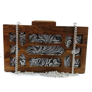 Pochette en résine au style unique, fabriquée à la main en Inde, pour soirées et événements - Product Image 1