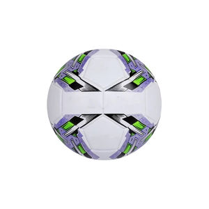 Balón de fútbol duradero con logo personalizado del fabricante, balón de fútbol pakistaní de la mejor calidad, tamaño 5, balón de fútbol profesional tamaño 5. - Product Image 3