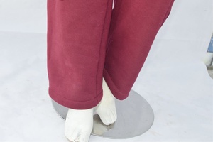 Pantalon de jogging athlétique pour femme bordeaux, coupe ample, respirant, en molleton écologique, taille élastique, fabricant OEM de vêtements de sport - Product Image 2