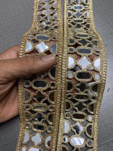 Encaje de poliéster 100% europeo, de lujo, elegante, tradicional, con bordado, cordón, espejo indio, trabajo Zari, hecho a mano, sexy, floral. - Product Image 3