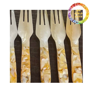 Cuchara hecha a mano de nácar para accesorios de comedor y compradores mayoristas internacionales - Product Image 1