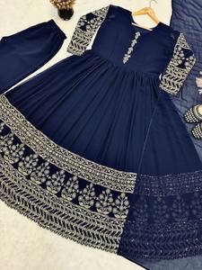 Ensemble Kurta bleu marine brodé, tenue assortie mère-fille, style indien pakistanais, avec dupatta, pour fêtes et mariages - Product Image 4