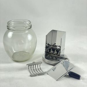 Prepworks Broyeur de noix et hachoir à garniture d'inspiration vintage pour la préparation des aliments des noix Grains Maïs Blé Avoine - Product Image 3