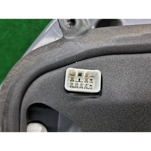 Feu arrière gauche d'occasion Equus 924013N000 - Product Image 3