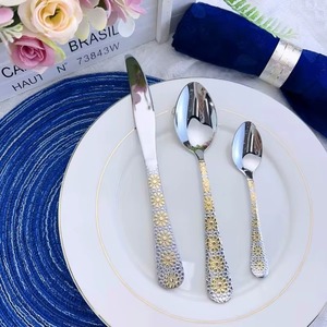 Juego de cubiertos de calidad premium, bellamente elaborado por KHOOSI OVERSEAS en India, diseñado para las necesidades de la gastronomía moderna. - Product Image 2