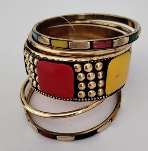 Ensemble de bracelets en alliage plaqué or avec design géométrique bicolore, bracelets ethniques pour femmes, bijoux tendance - Product Image 2