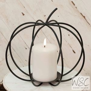 Portavelas de metal negro con forma de calabaza para velas de té, ideal para decoración del hogar en Halloween. - Product Image 3