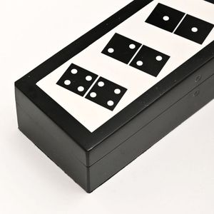 Caja de Dominó de Resina Negra con Puntos Blancos, Diseño Artístico, Decoración para el Hogar, Estuche para Guardar Joyas, Forma Personalizada, Pieza Decorativa para Juegos - Product Image 3