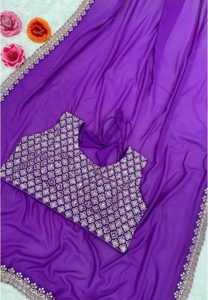 Sari de fête indien brodé style Bollywood en rayonne et georgette – Infroissable et séchage rapide - Product Image 4