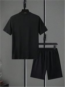 Conjunto de 2 Piezas para Hombre, Camiseta de Manga Corta con Estampado Gráfico y Pantalones Cortos con Cordón, Conjunto de Ropa - Product Image 2