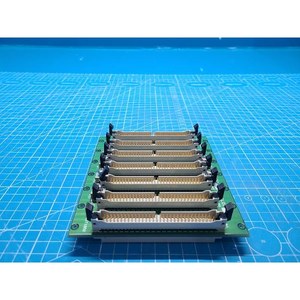 Conector VMEbue de 7 Ranuras DIN 41612, Usado, Piezas de Equipos Semiconductores Obsoletos - Product Image 1
