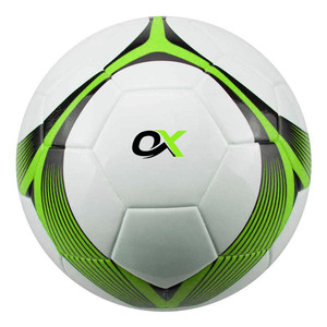 Ballon de football personnalisé Oxva Industries rouge et noir taille 5, ballon d'entraînement durable en PU, ballon de match, ballon de sport d'extérieur - Product Image 2